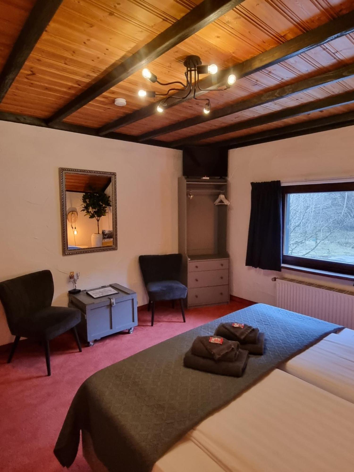 B&B Am Sahrbach Altenahr Eksteriør billede