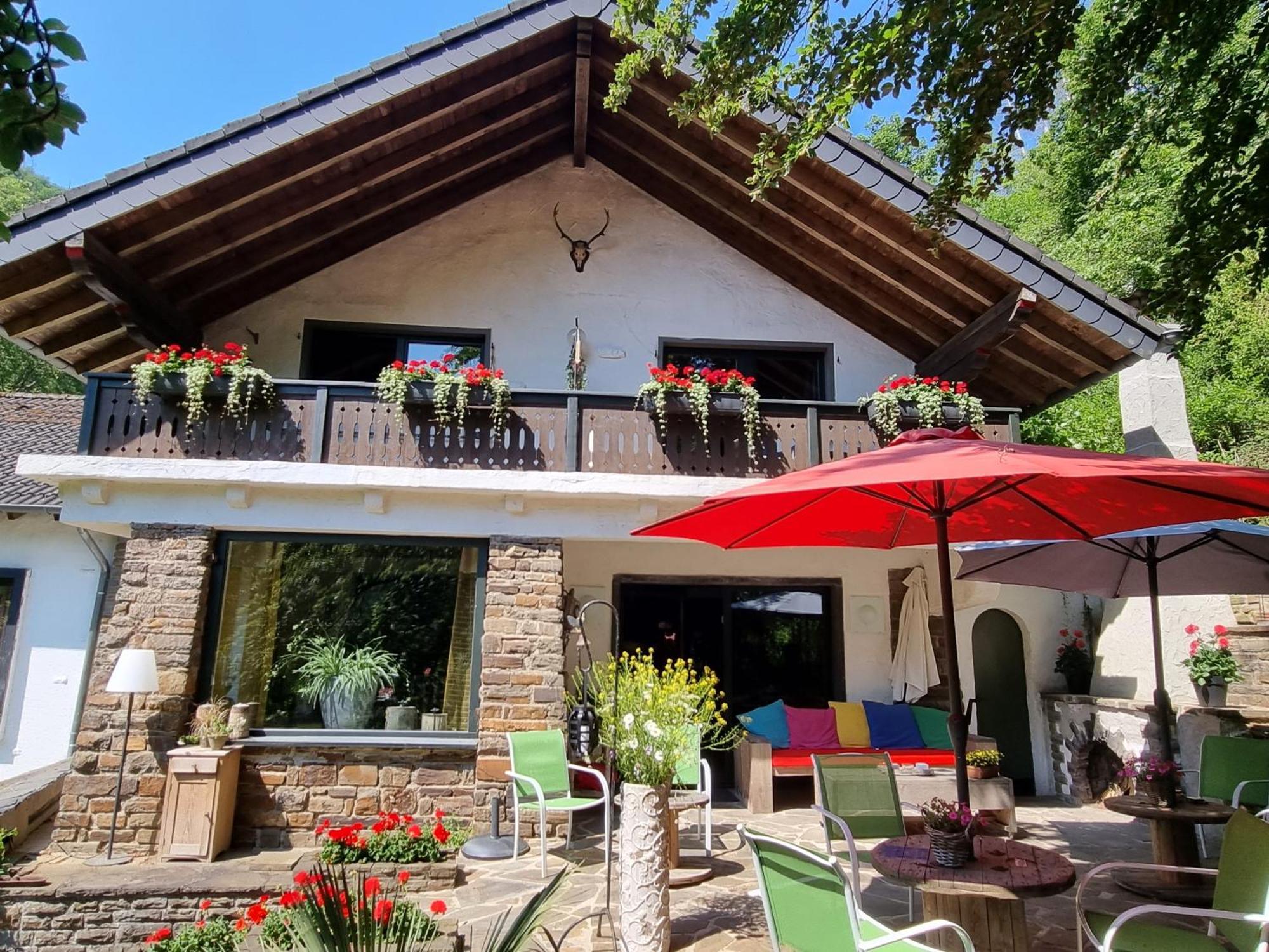 B&B Am Sahrbach Altenahr Eksteriør billede